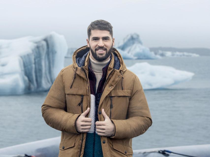 Modelo con abrigo de la colección 'Keep it warm!' de Springfield.