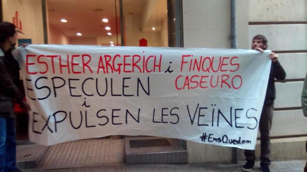 Una de las manifestaciones contra el desahucio de la familia.