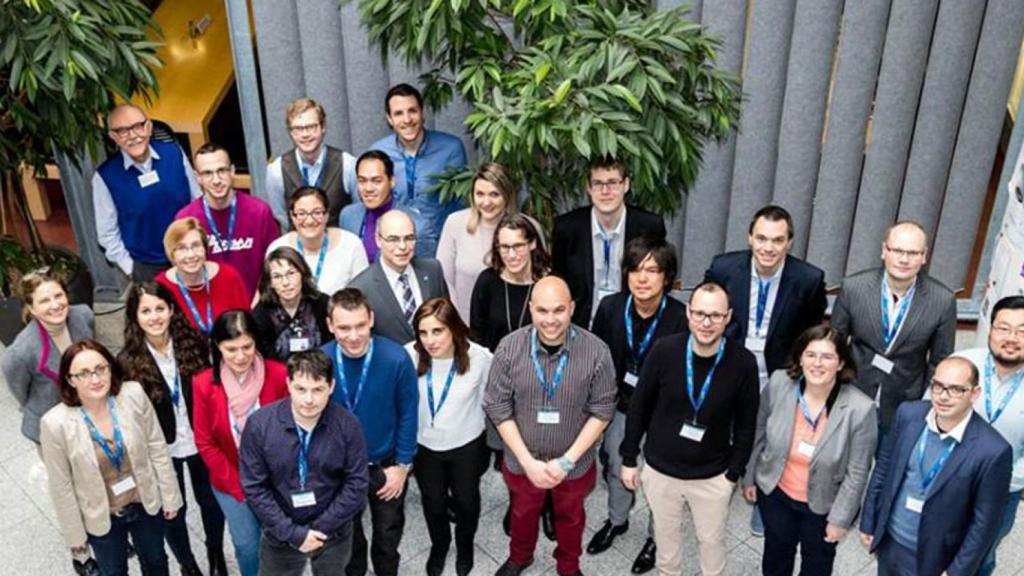 Una puerta abierta al talento en busca de ayuda para crecer