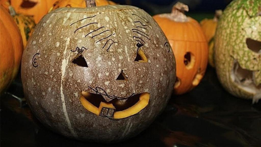 Valladolid-halloween-disfraces-prohibidos