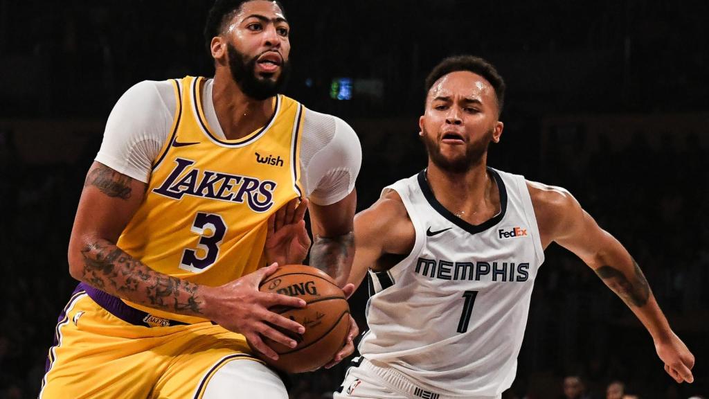 Anthony Davis, contra los Memphis Grizzlies