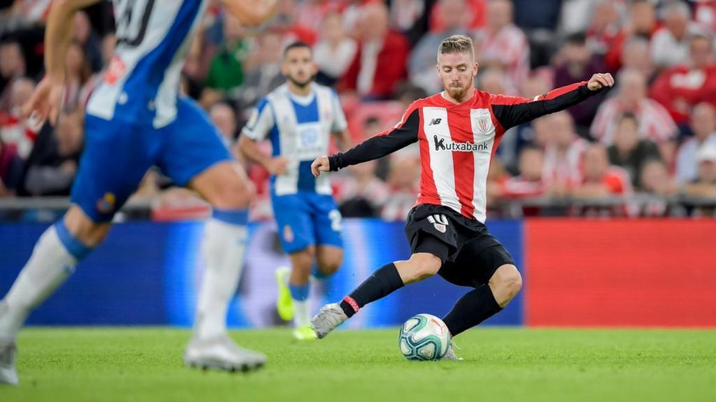 El Athletic hunde más al Espanyol con una goleada