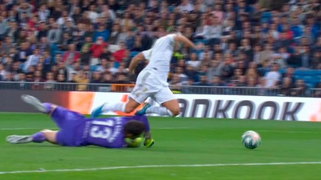 Penalti sobre Hazard