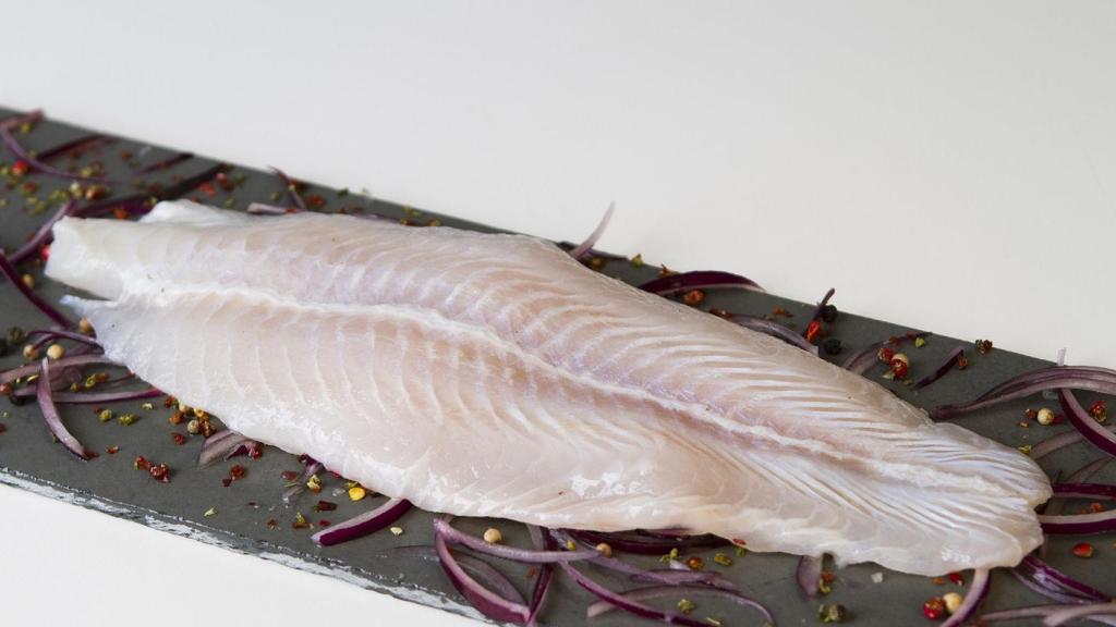Un filete de panga dispuesto para ser devorado.