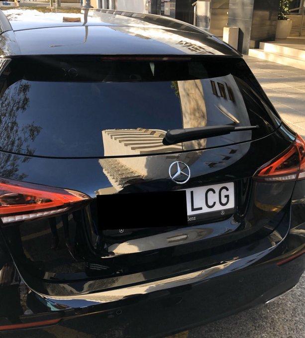 Uno de los primeros coches matriculados con código LCG