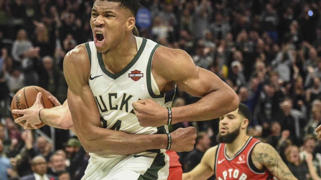 Antetokounmpo.