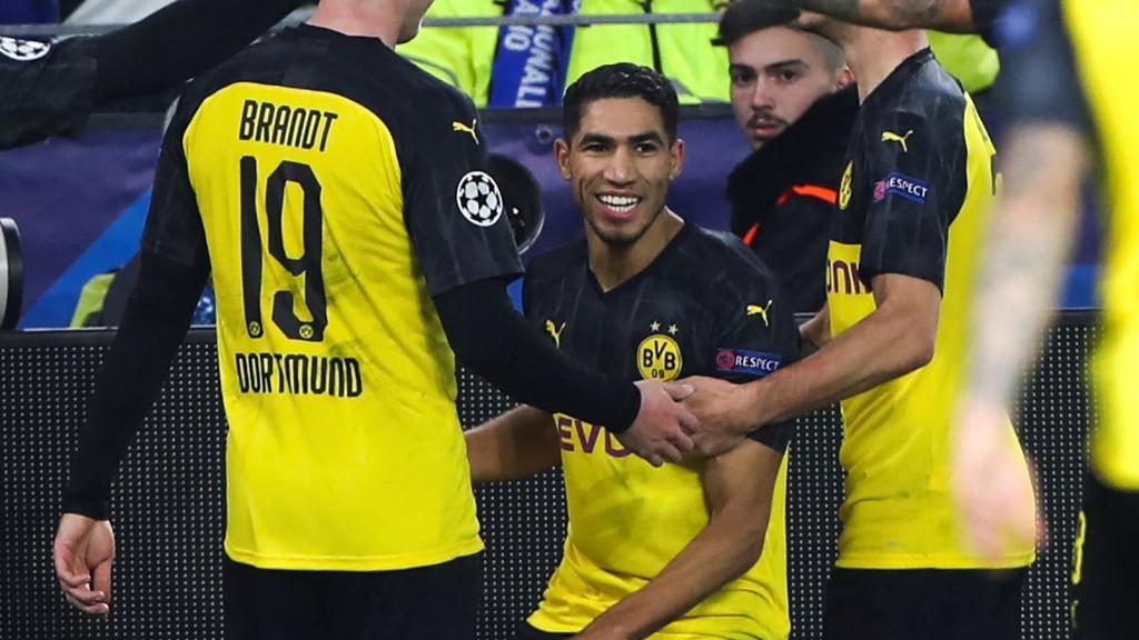 Achraf celebra uno de los goles del partido