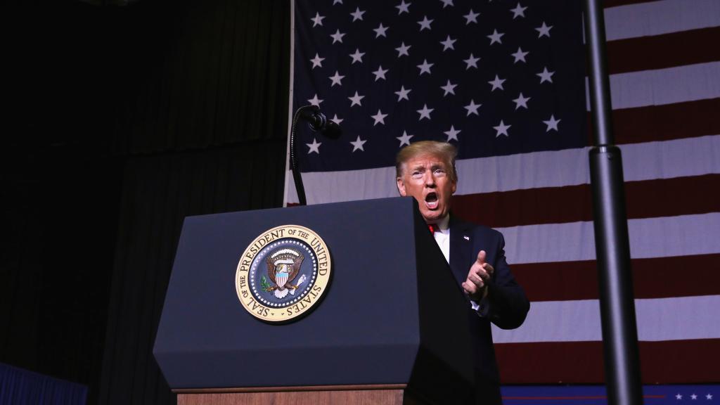 Donald Trump, durante un acto de campaña en Mississippi.