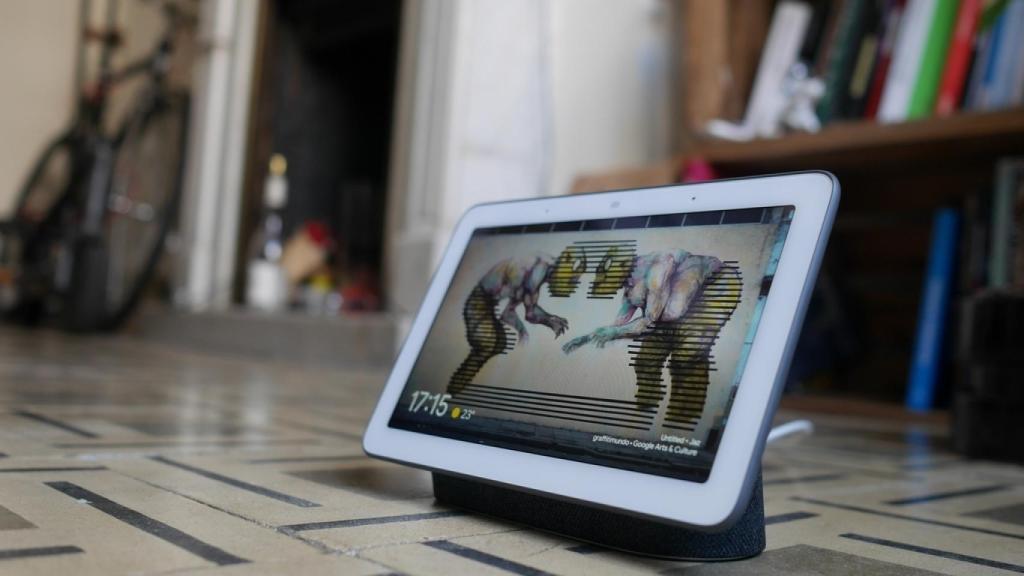 El altavoz Google Nest Hub ha aprendido a detectar cuándo estás cerca