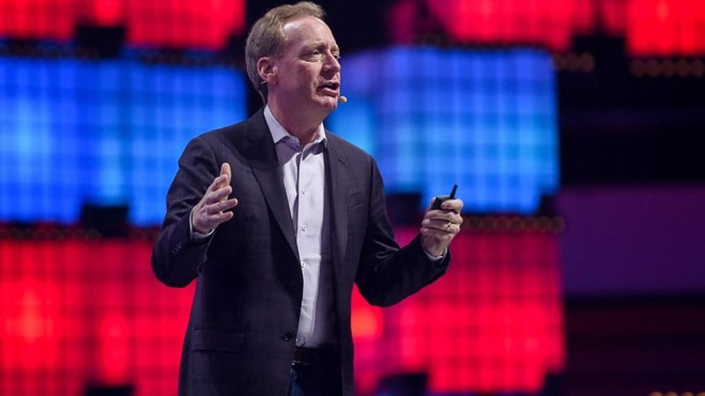 Brad Smith durante su ponencia.