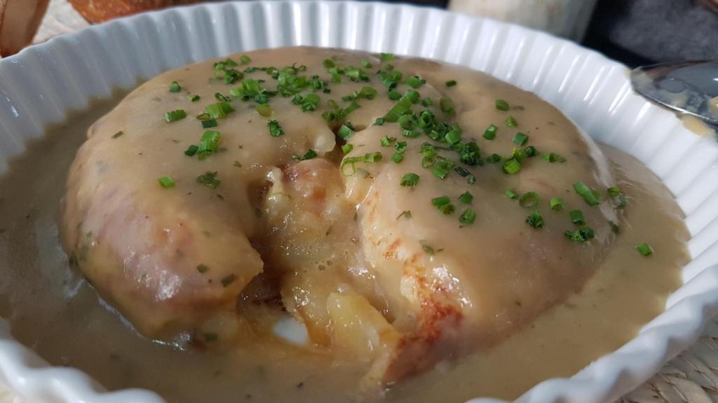 Tortilla de patata en Salsa Verde - Tres Por Cuatro