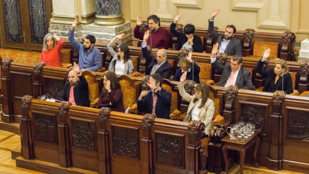 Menos tasas para las personas vulnerables y el reciclaje orgánico en A Coruña