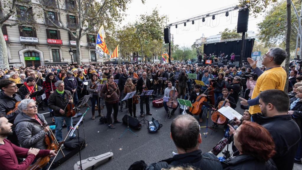 Las personas que han acudido a la concentración.