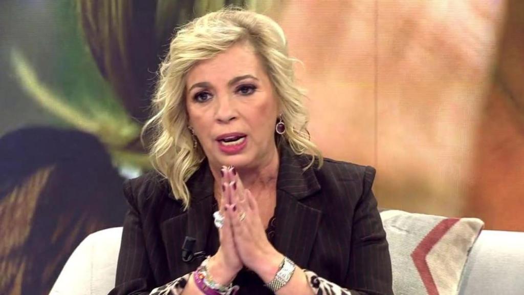 Carmen Borrego respondiendo a María Patiño y Kiko Hernández.