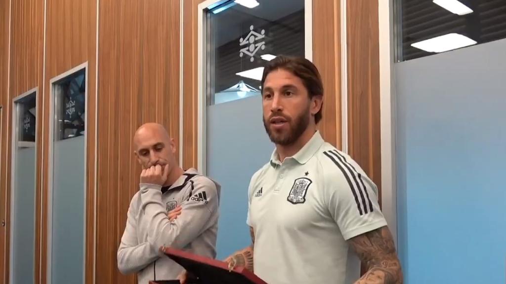 Sergio Ramos y su brazalete especial