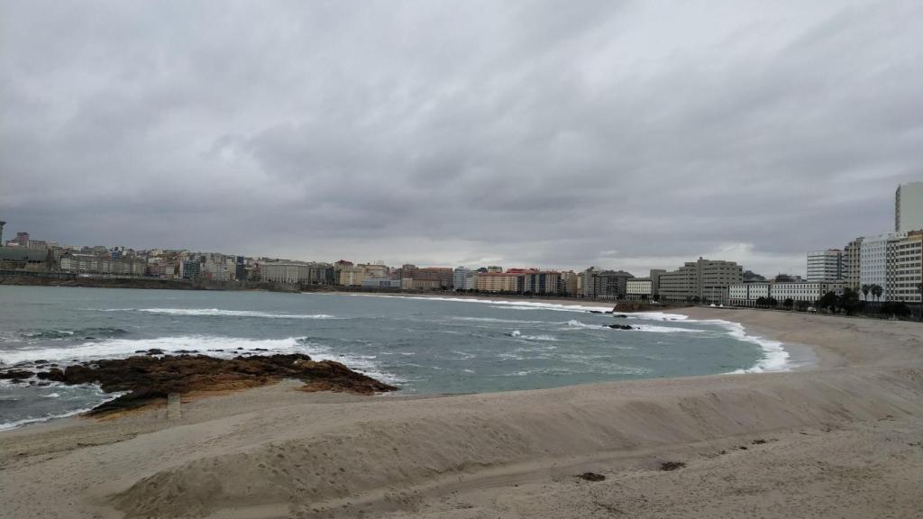 Tiempo riazor mal tiempo lluvia playa