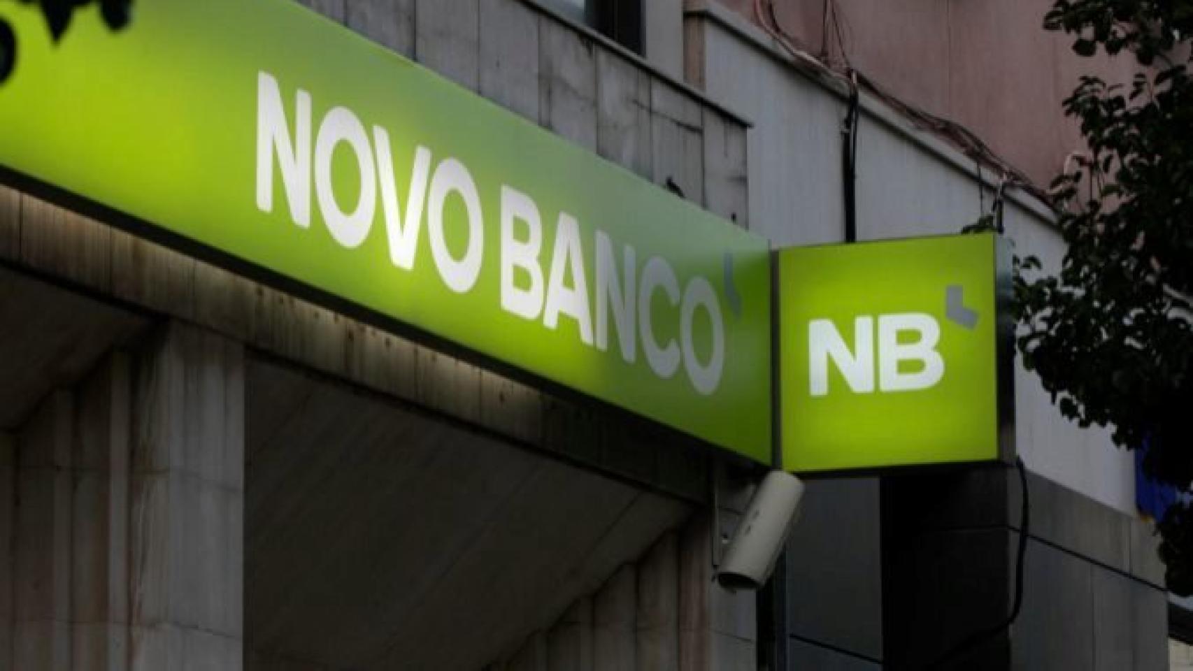 Una sucursal de Novo Banco.