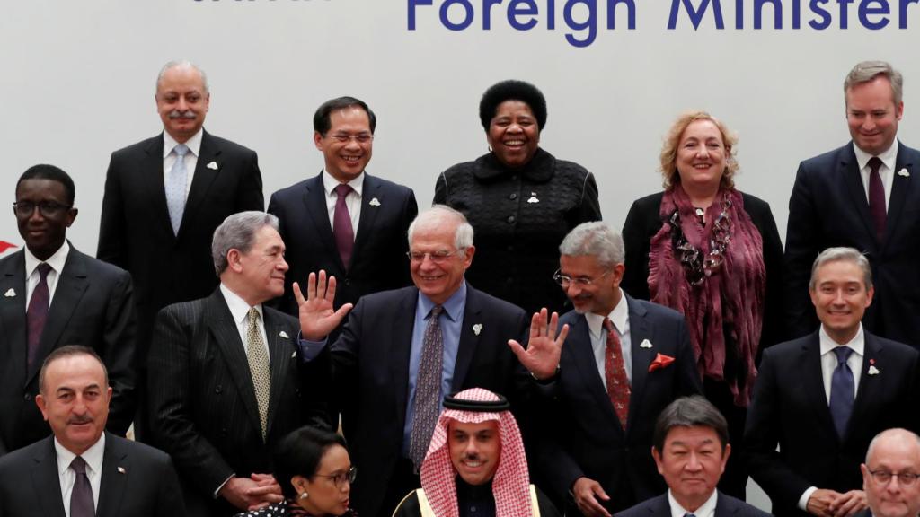 Josep Borrell en la cumbre de Nagoya (Japón).