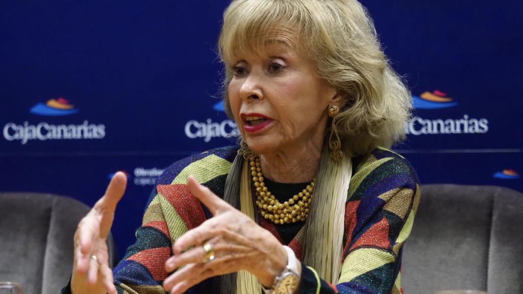 María Teresa Fernández de la Vega en Santa Cruz de Tenerife.