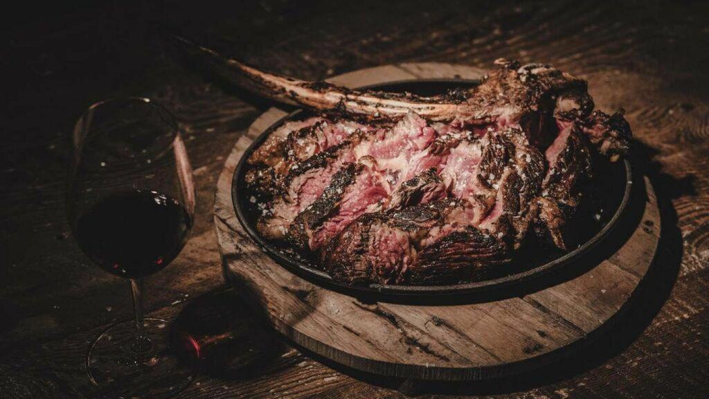 Un chuletón de El Charrúa