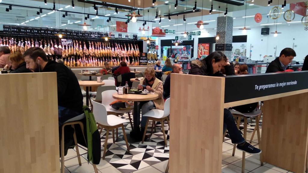 Mesas para comer de Alcampo.