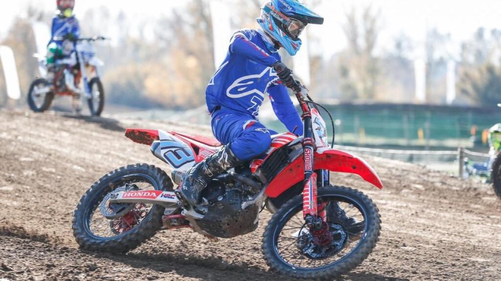Álex Márquez, durante un entrenamiento en el Allianz Junior Motor Camp.