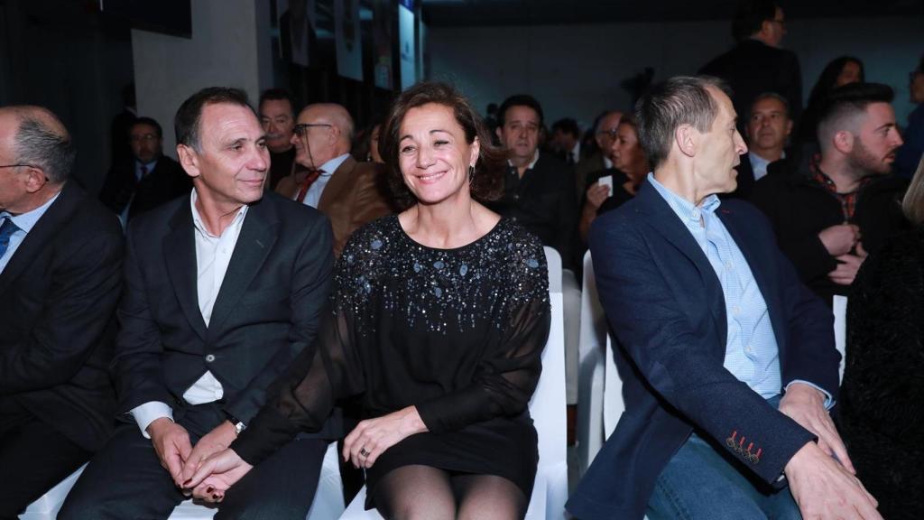 Lola Fernandez Ochoa y Adrian Federighi, durante el acto.