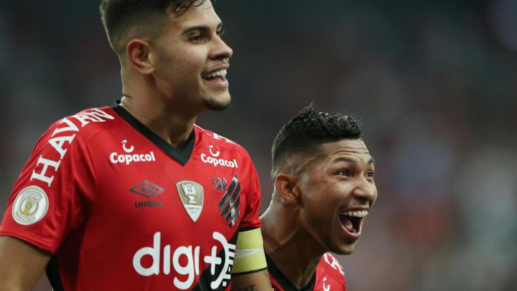 Bruno Guimaraes, en su despedida con el Athletico Paranaense