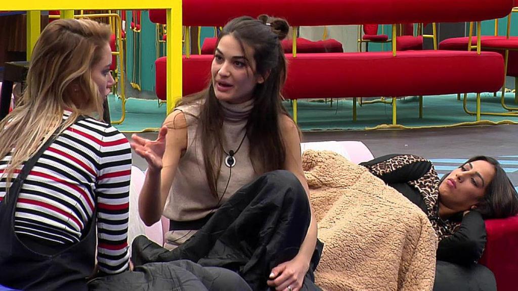 Alba Carrillo ha aconsejado a Estela que pida explicaciones a Diego Matamoros.