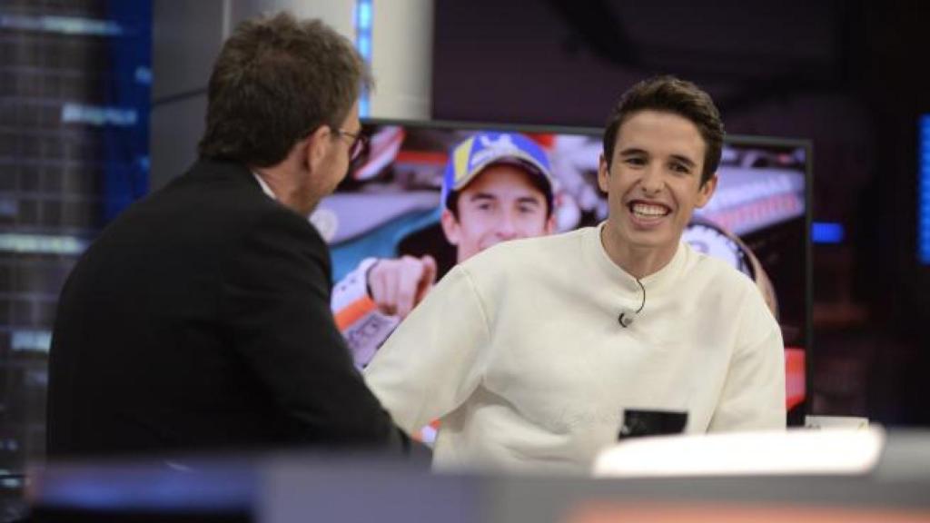 Alex Márquez y Pablo Motos, durante el programa.
