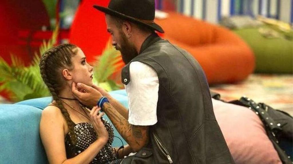 Carlota Prado y José María López en 'Gran Hermano Revolution'.