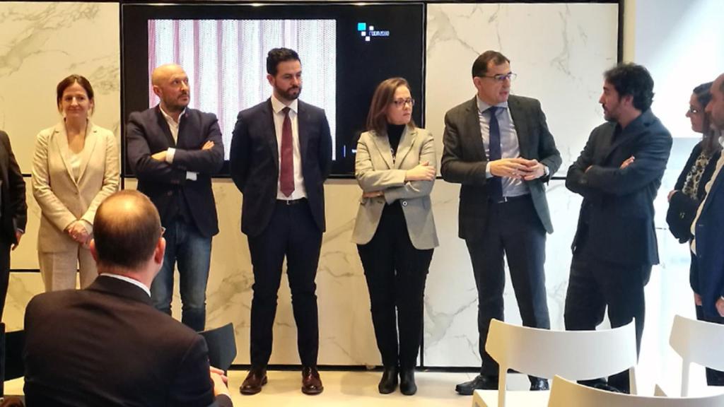 ArcelorMittal, Cosentino, Ecus, Estudio Baragaño, Geopannel, NormaGrup, Roca, Saint-Gobain, el Hotel Palacio de Avilés y Jansen forman este consorcio.