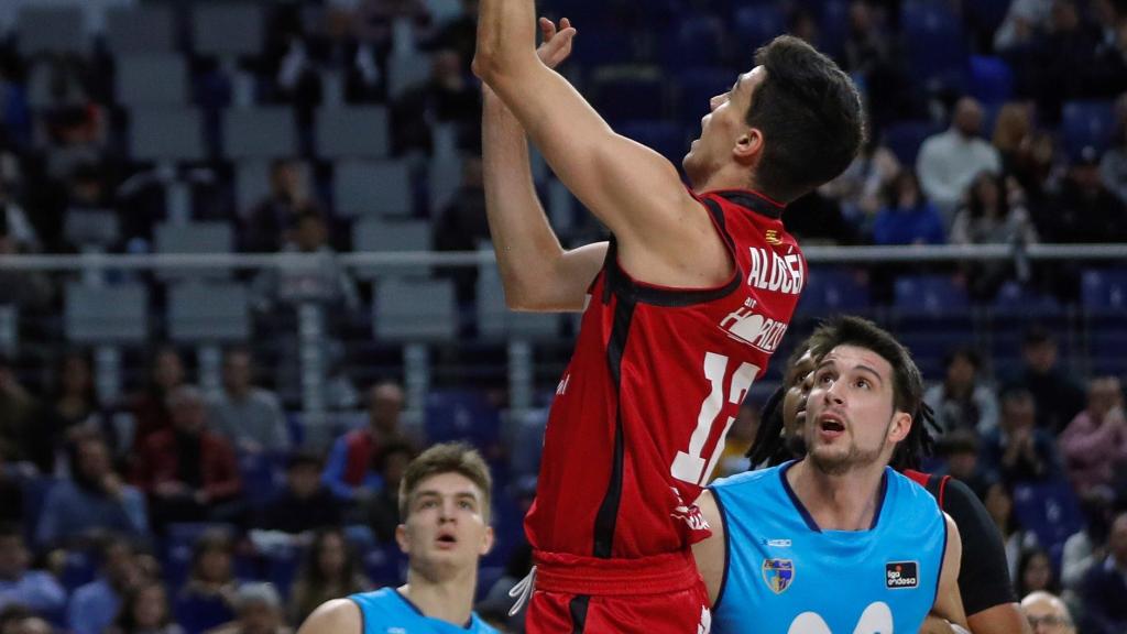 Carlos Alocén, contra Estudiantes