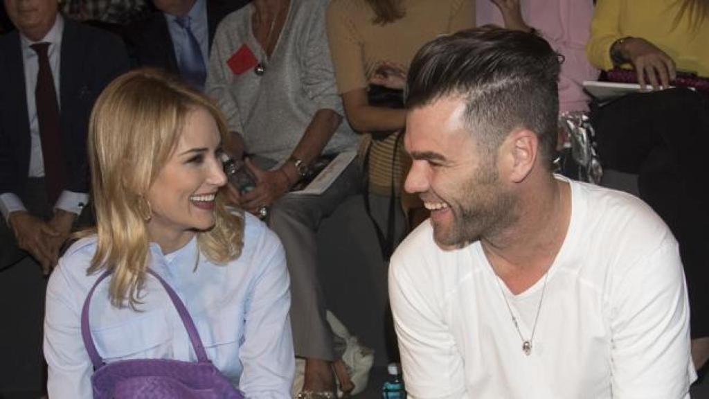 Alba Carrillo y Fonsi, durante un evento.