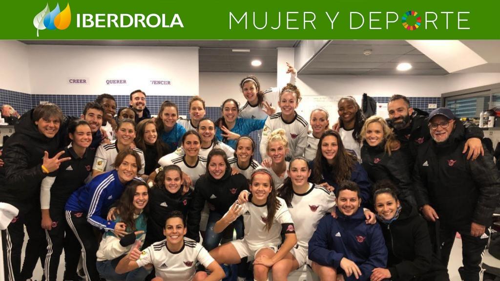 El CD Tacón celebra la victoria ante el Espanyol