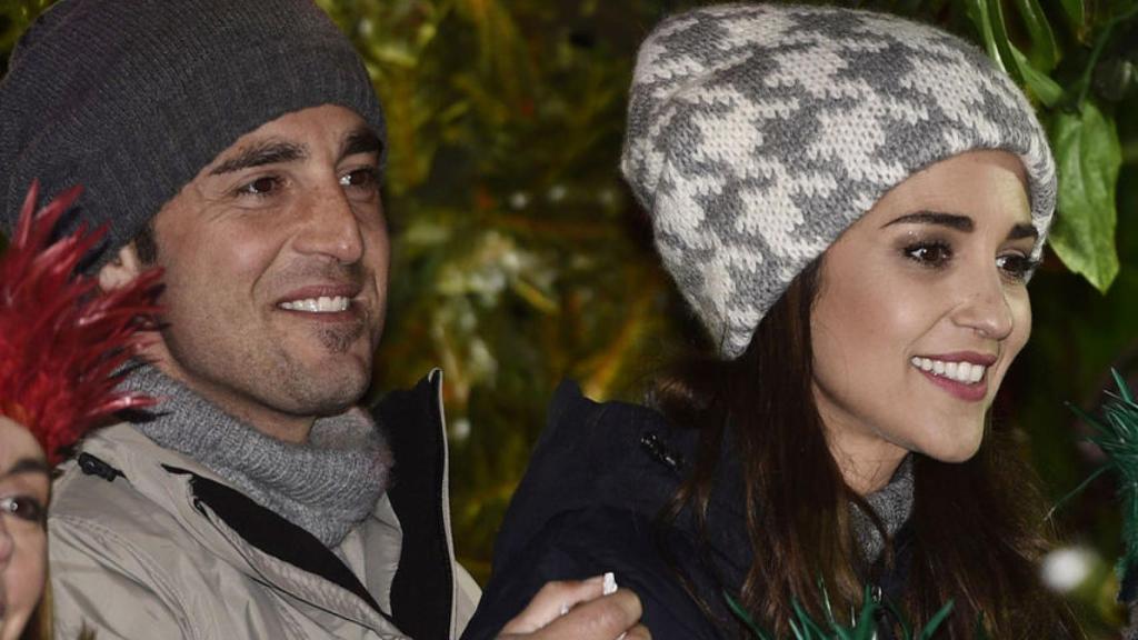 David Bustamante y Paula Echevarría, durante la Cabalgata en Madrid.