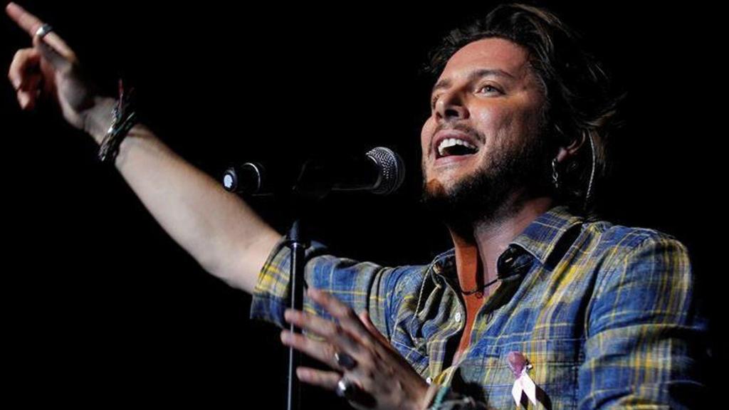 Manuel Carrasco en un concierto.