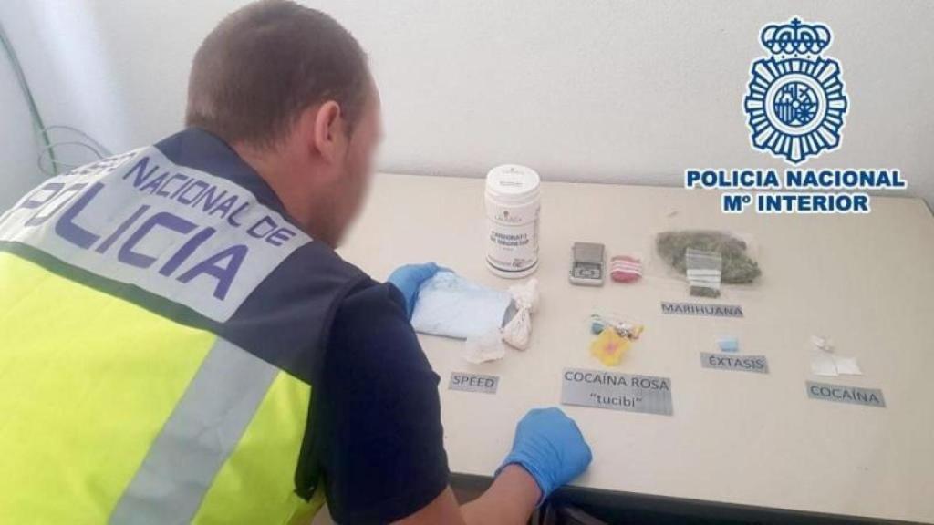 Incautación de estupefacientes por parte de la Policía Nacional.