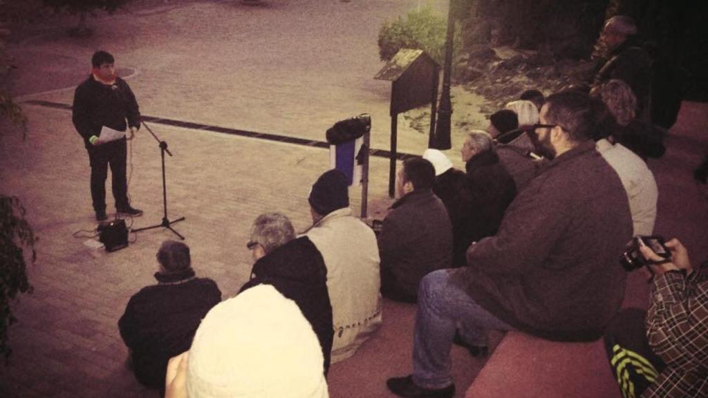 Imagen que Podemos Torrevieja colgó en su cuenta de Twitter, el 8 de febrero de 2015, en la que Jonathan intervino en nombre del Sindicato de Estudiantes sin ocupar ningún órgano de dirección.