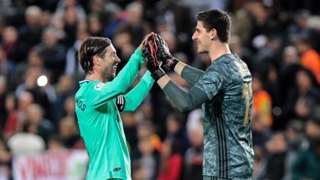Sergio Ramos y Thibaut Courtois