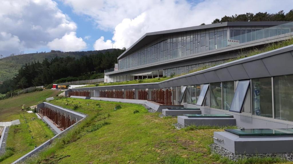 Exterior del parador de Muxía.