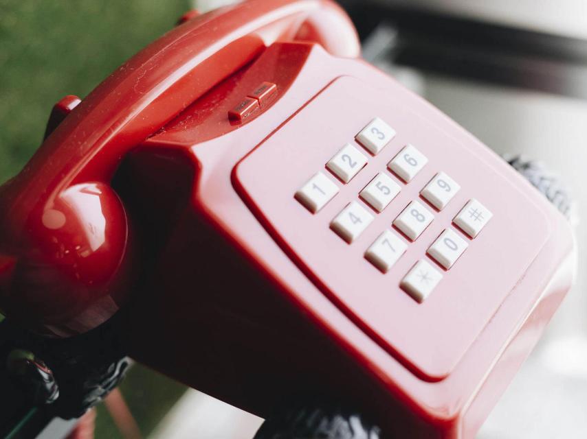 Imagen del icónico teléfono de Línea Directa.