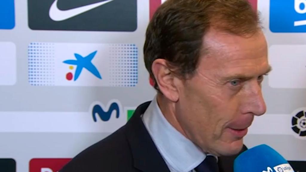 Emilio Butragueño atiende a Movistar tras El Clásico