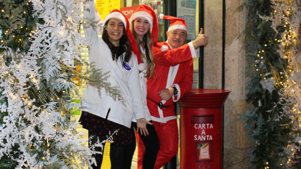 Alejandra, Valeria y Cholo
