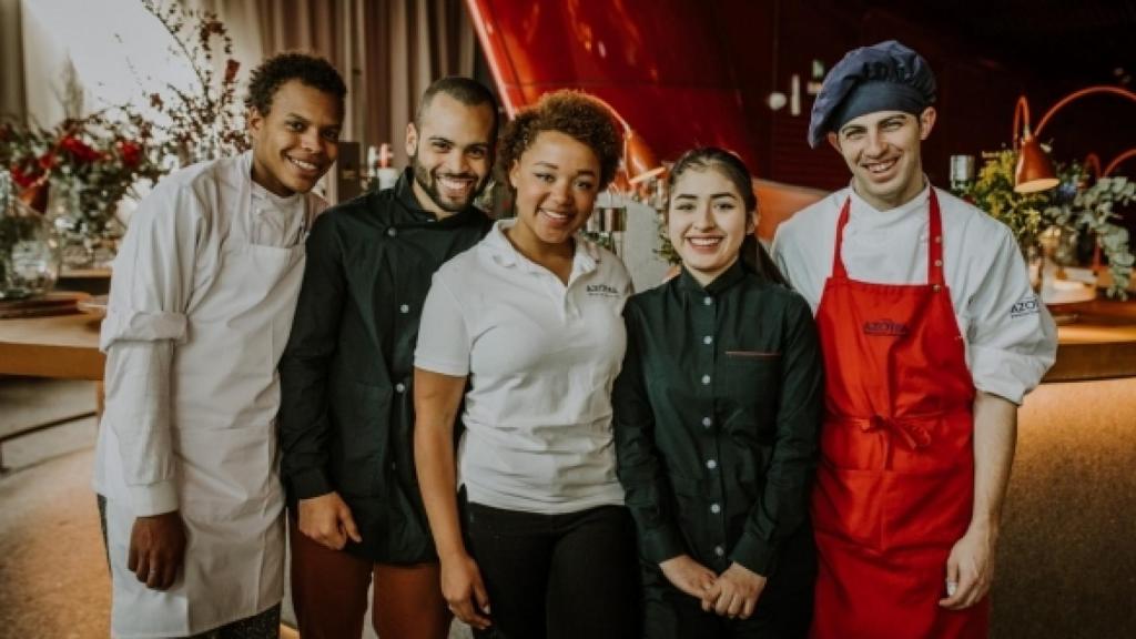 Participantes de Gastroescuela en el restaurante NuBel de Azotea Grupo en Madrid.