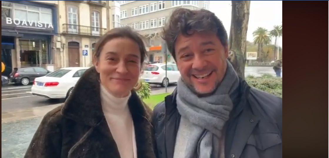 Se van a la cena de empresa en taxi, y vuelven a casa también en taxi