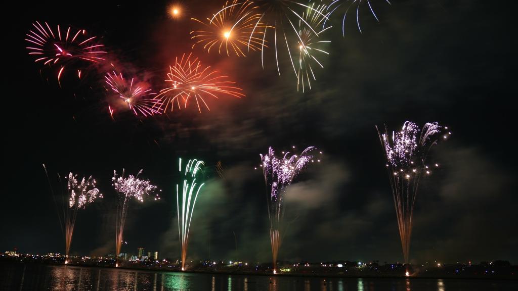 Los fuegos artificiales son un clásico de la Noche Vieja.