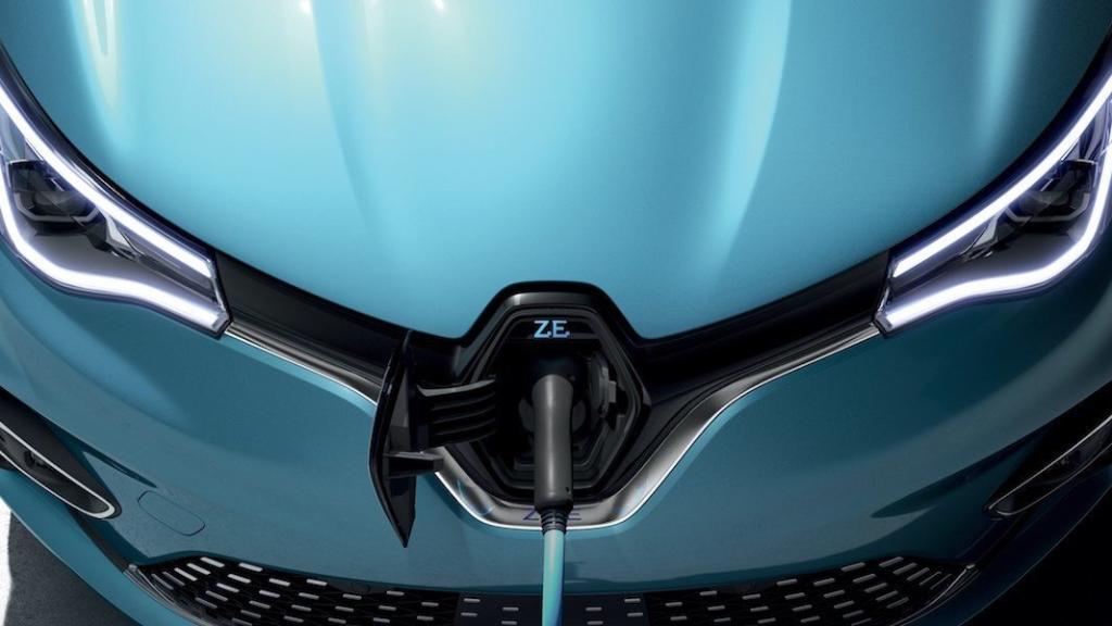 El Renault Zoe, cargando su batería.