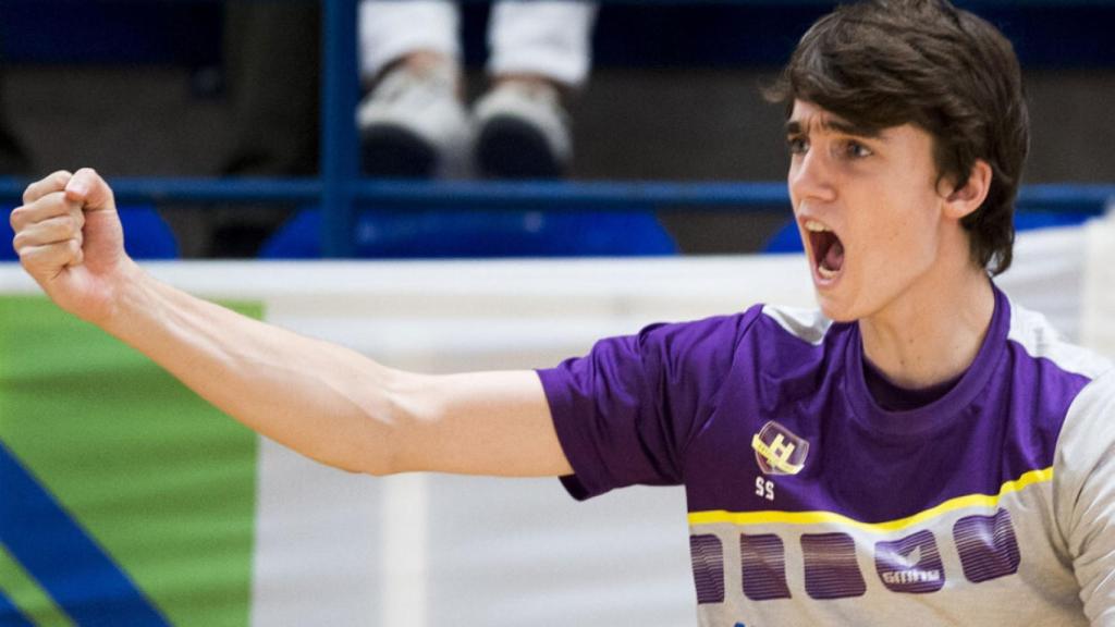 Pablo Urdangarin celebra un gol con el Nantes francés.
