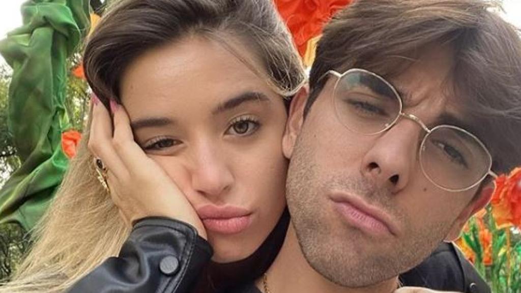 Lola Índigo y Don Patricio en una imagen de sus redes sociales.